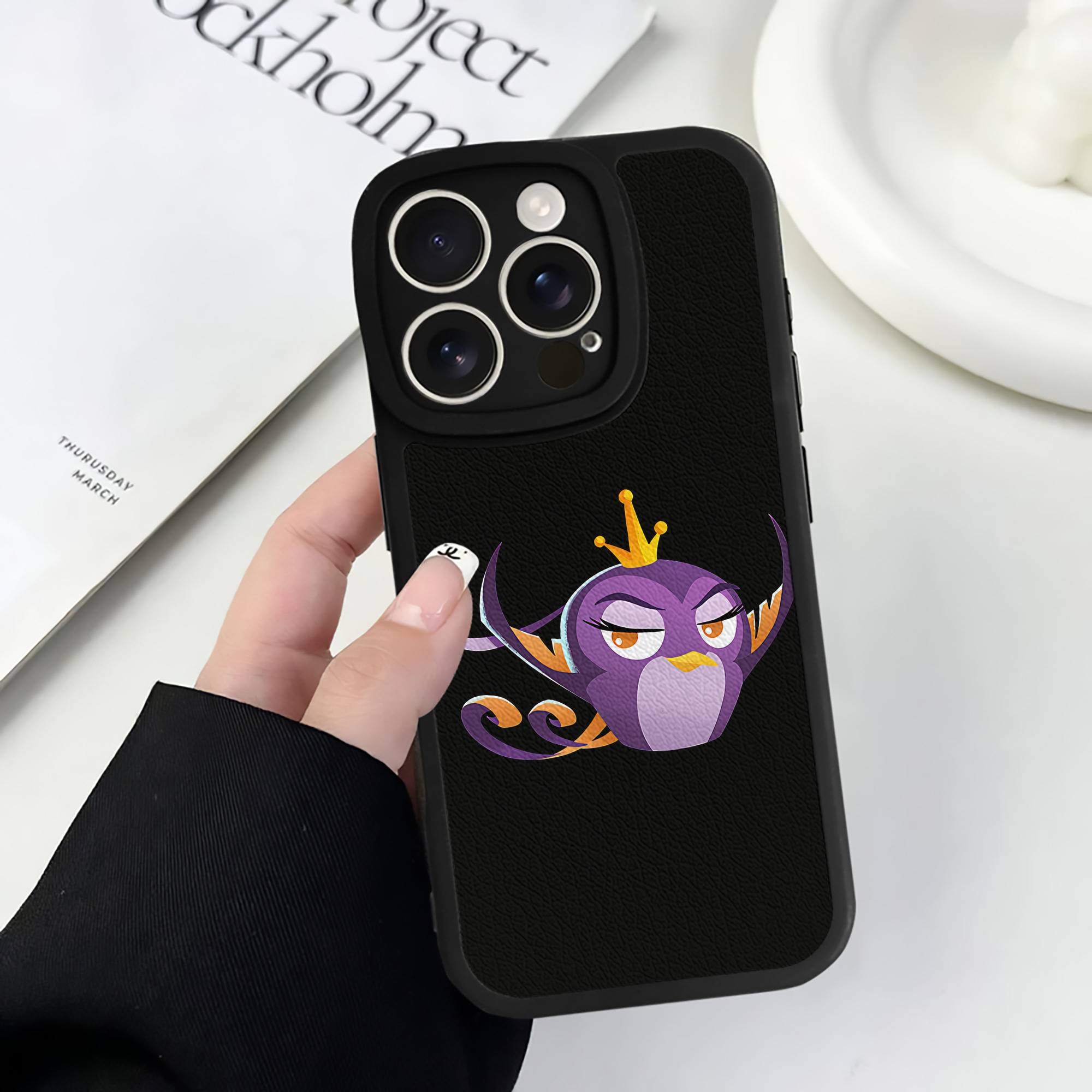 （画像用） Angry Birds アングリーバード 【iPhone 16シリーズ対応】シリコンスマホケース（レザー調） 材質：シリコン